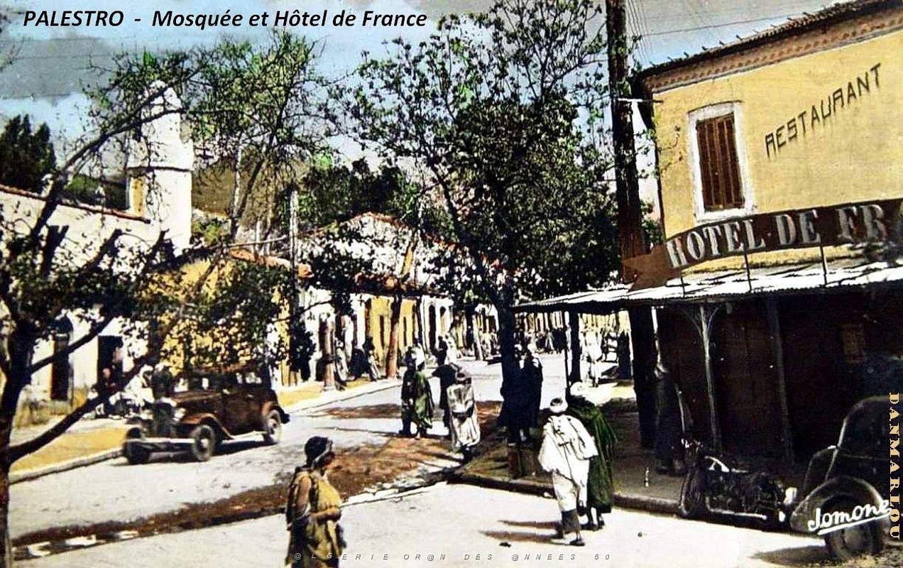 Palestro - Mosquee et Hotel de France.jpg